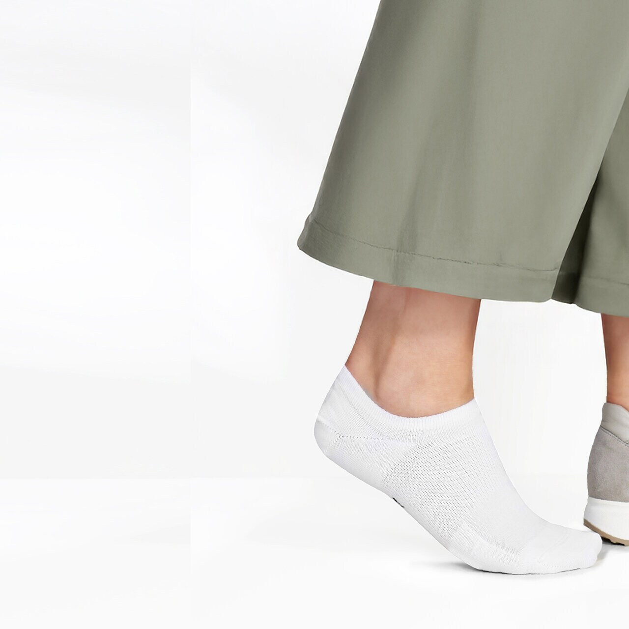 https://www.myfeet.no/pub_docs/files/kampanj-ankelstrumpor-minfot-merino.jpg
