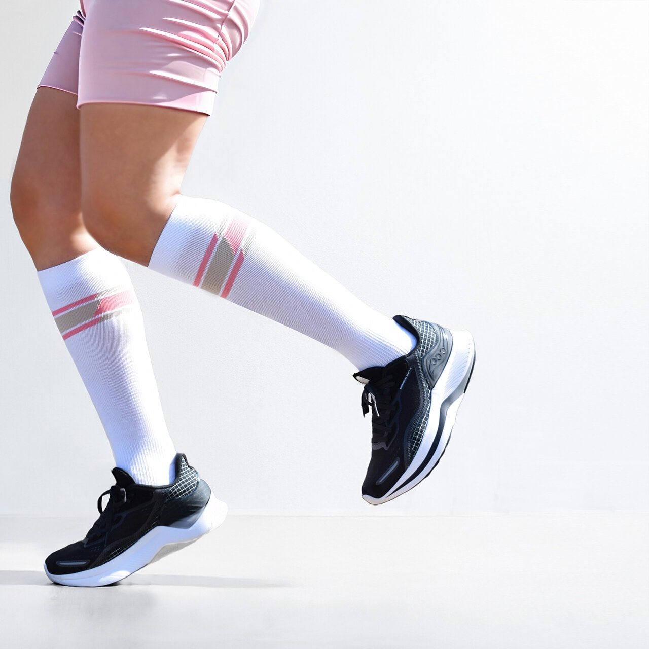 https://www.myfeet.no/pub_docs/files/minfot-sportstrumpor-kampanj-2025.jpg