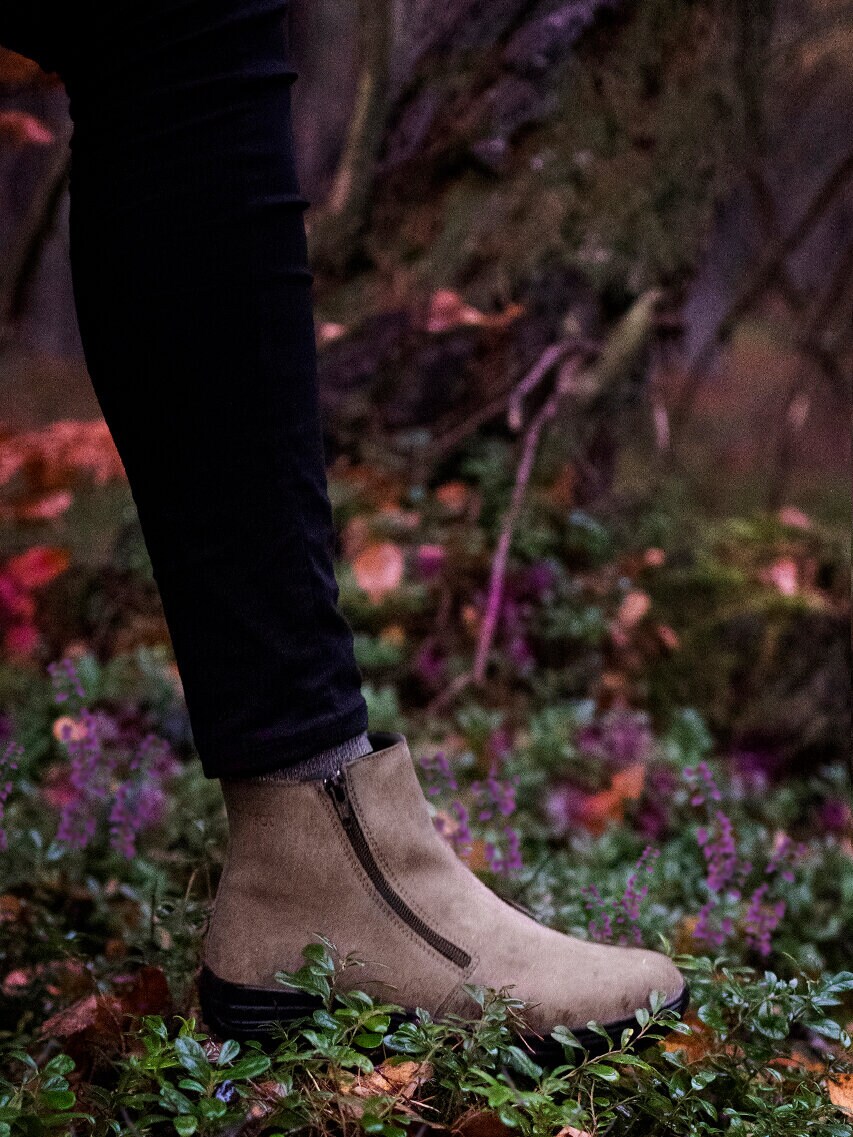 https://www.myfeet.no/pub_docs/files/orsa-beige.jpg