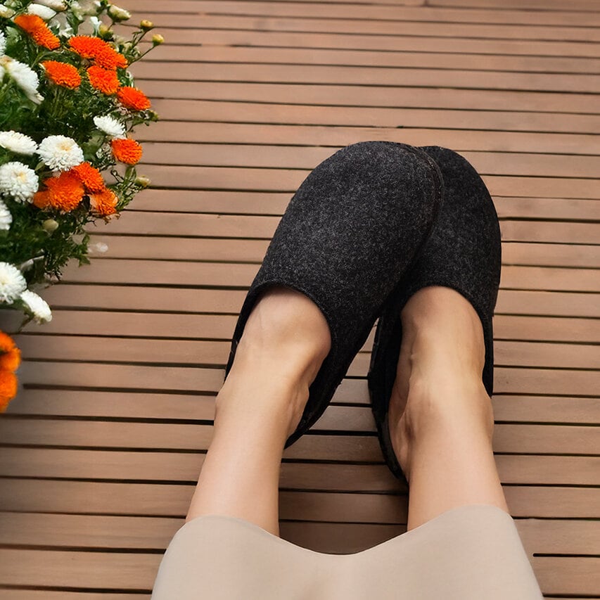 https://www.myfeet.no/pub_docs/files/ulltofflor-sommar.jpg