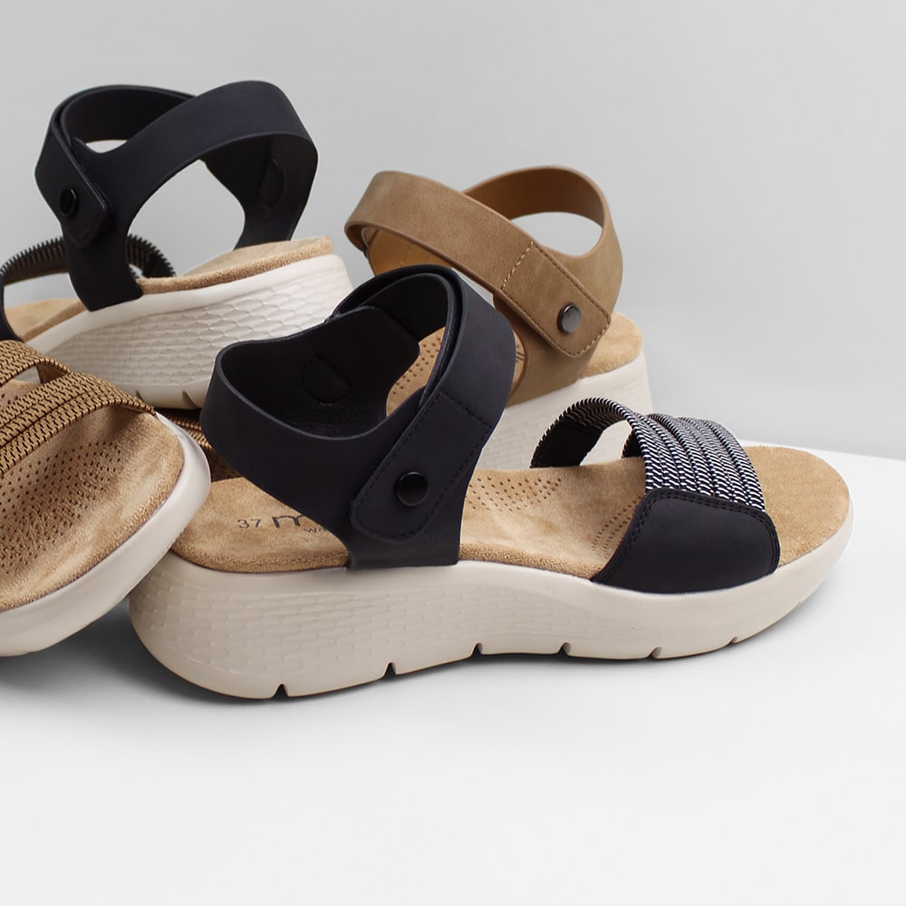 Minfot-Sandaler-Cloudlite-Eve-Svart-grupp.jpg