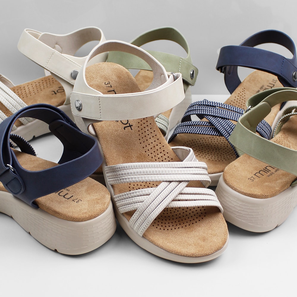 Minfot-Sandaler-Cloudlite-Nia-Beige-grupp.jpg