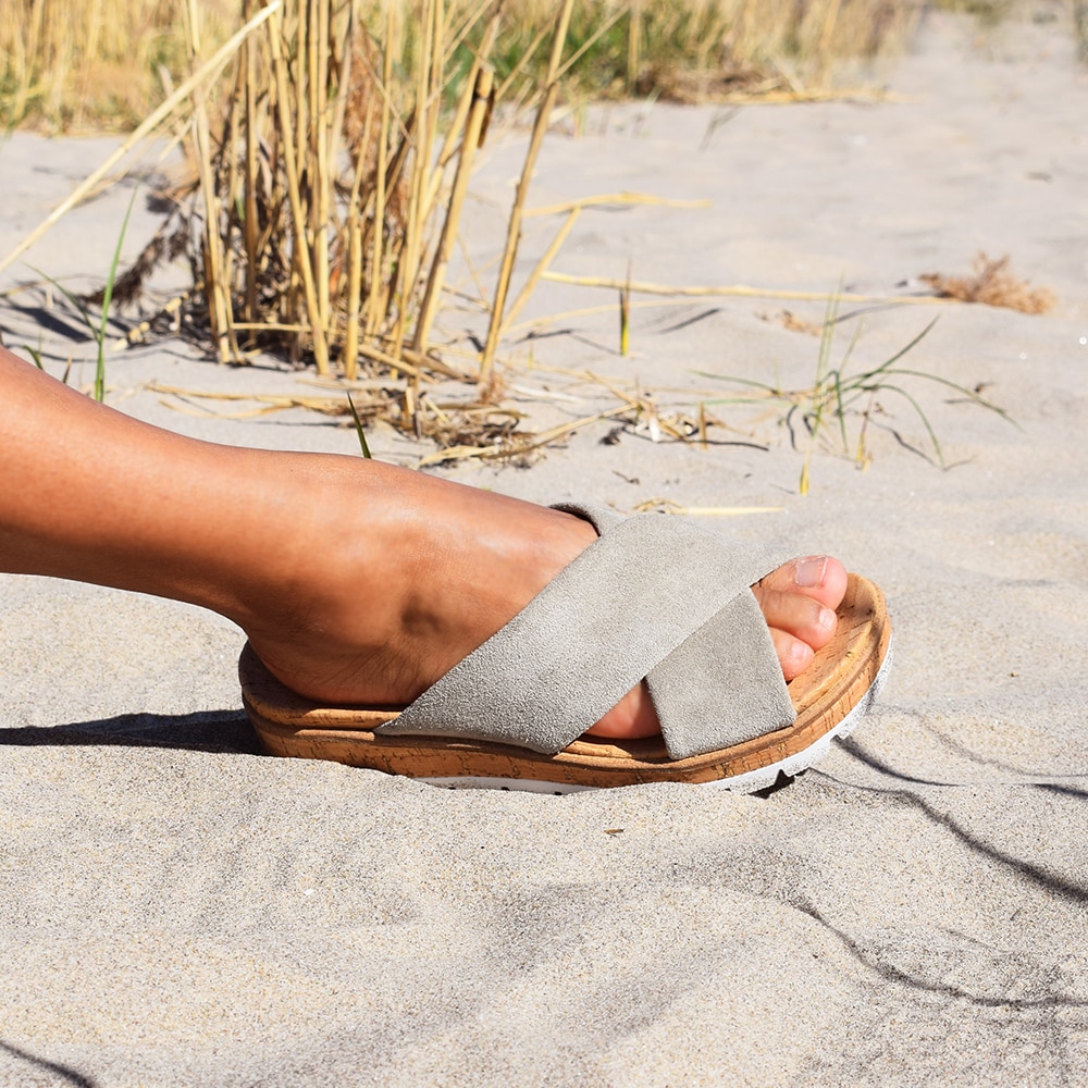 Minfot-Sandaler-Raposa-Khaki-snygga-bekväma-sandaler.jpg