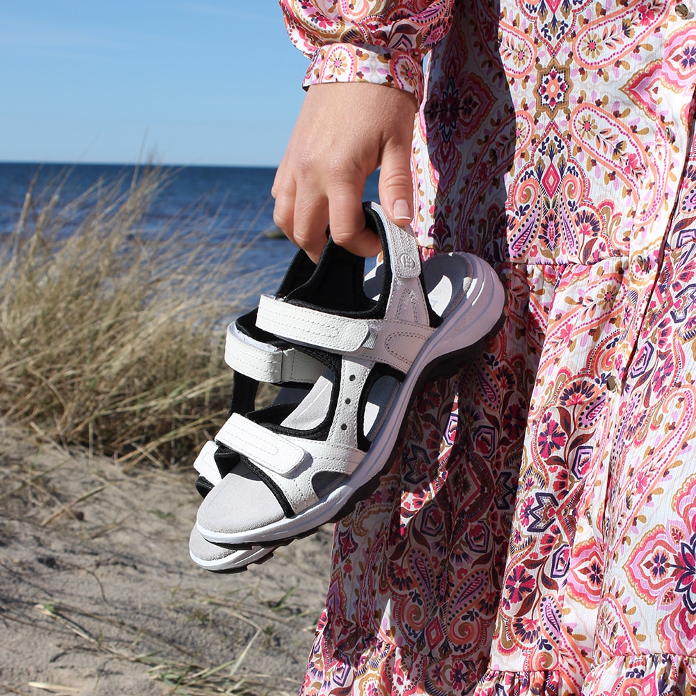 Minfot-Sandaler-Sandhamn-Dam-Läder-Offwhite-stötdämpande-yttersula-damsandaler.jpg