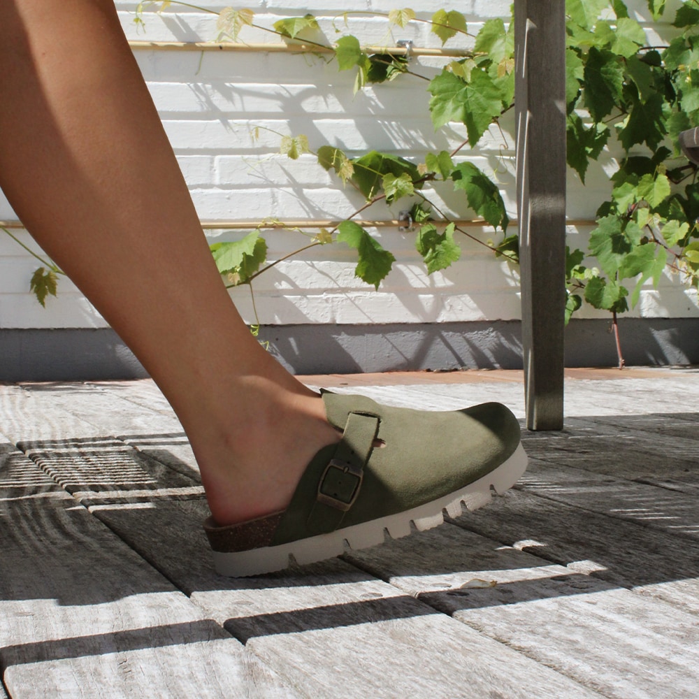 Minfot-Tofflor-Upstep-Dana-Mocka-Grön-sommartofflor.jpg