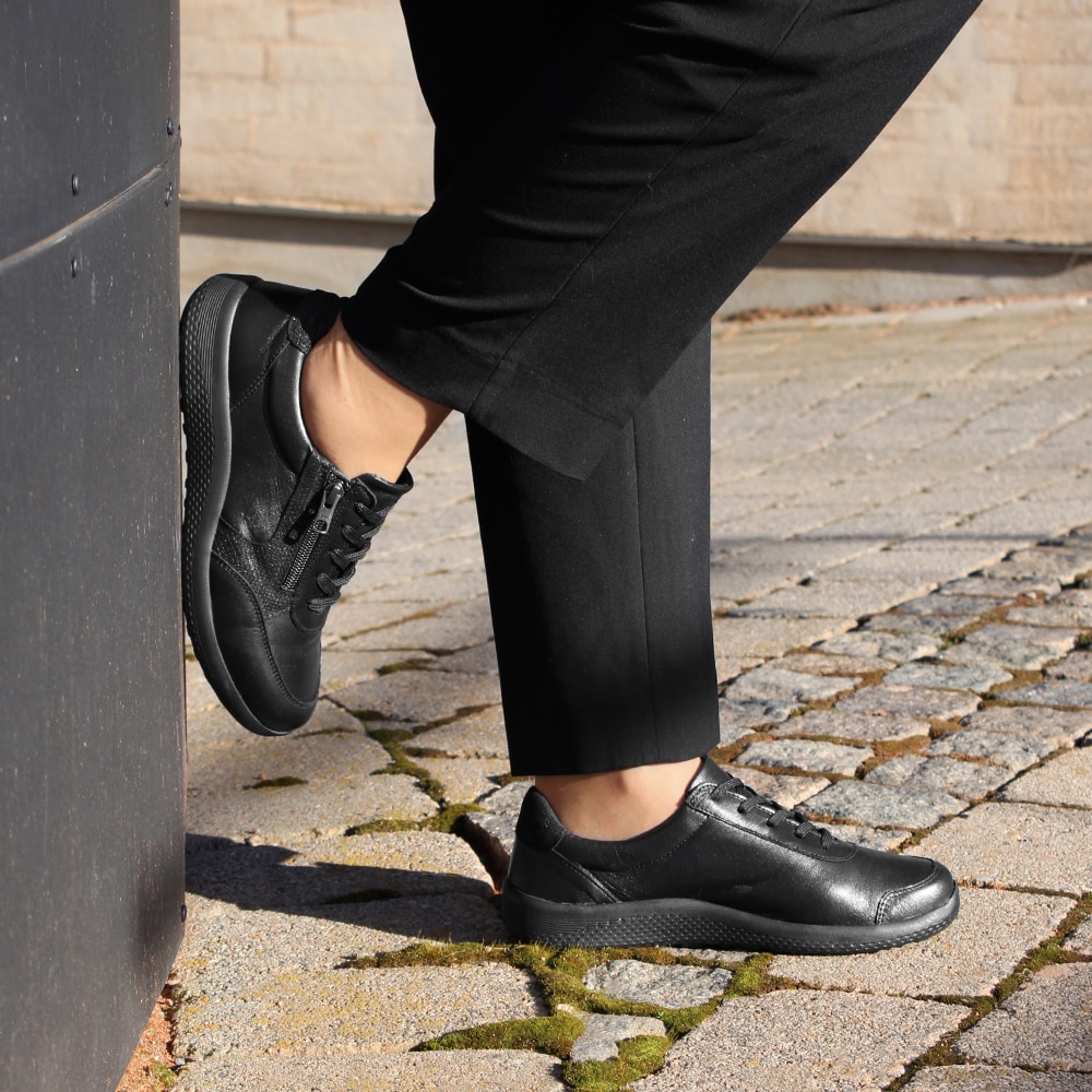 Minfot-Way-Sneaker-Bred-Stretch-Zip-Svart-hålfotsstöd-hammartå.jpg
