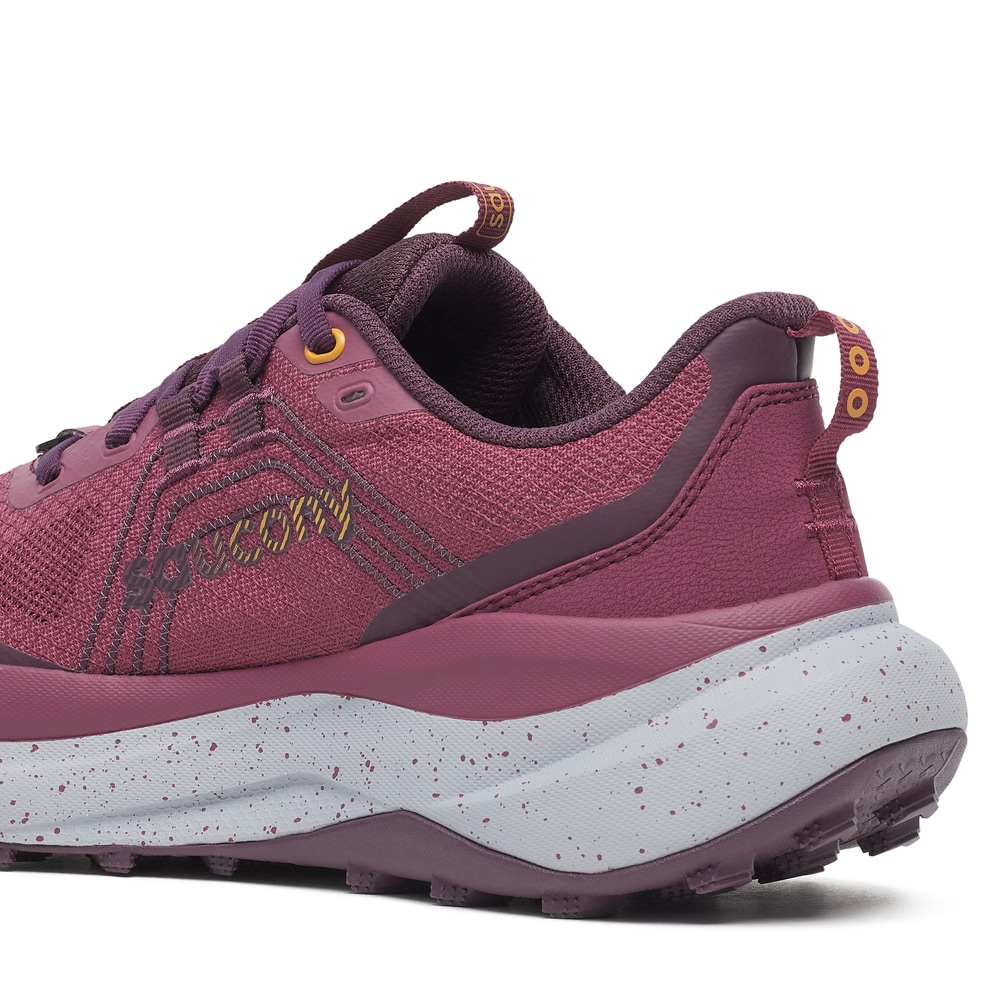 Saucony-xodus-ultra-4-rock-plate.jpg