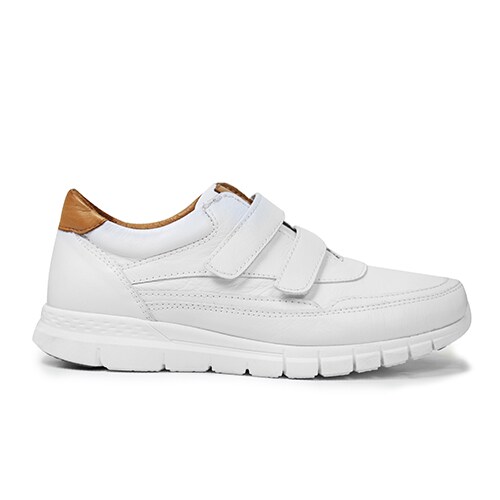 bekväma-sneakers-charlotte-of-sweden-april-white-brandy.jpg