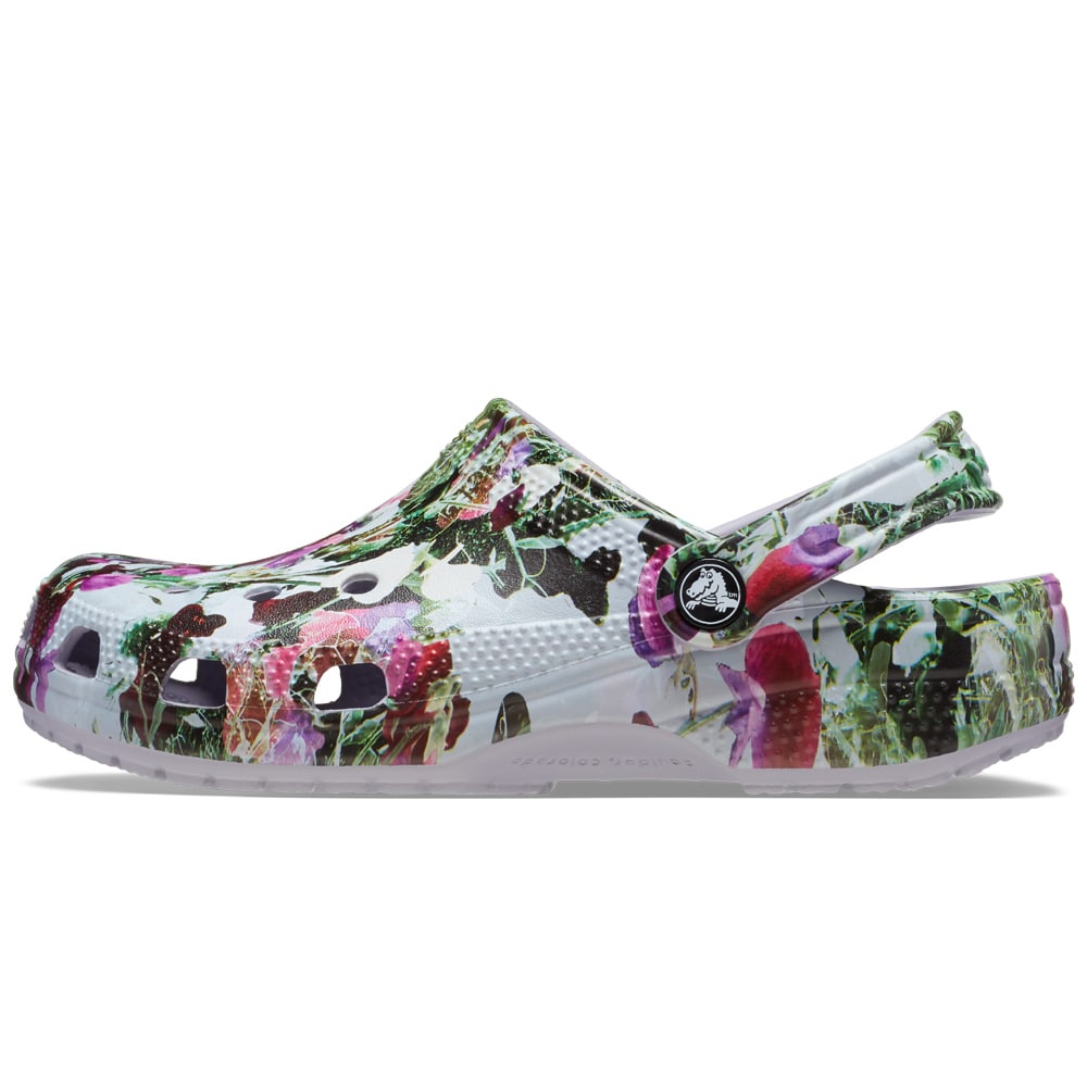 blommiga-crocs-classic-photoreal-floral.jpg