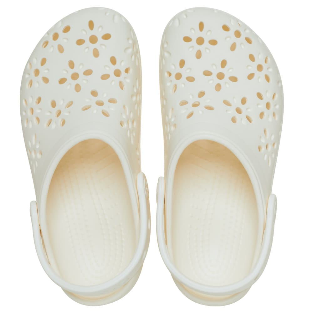 blommiga-crocs-foppatofflor-cut-out-chalk.jpg