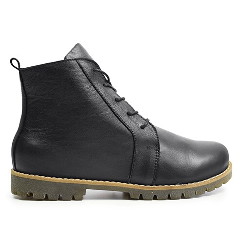fotriktiga-svarta-boots-oak.jpg