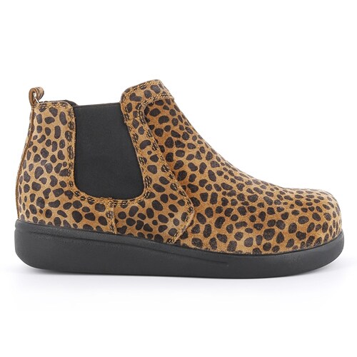 green-comfort-happy-walking-boots-leopard.jpg