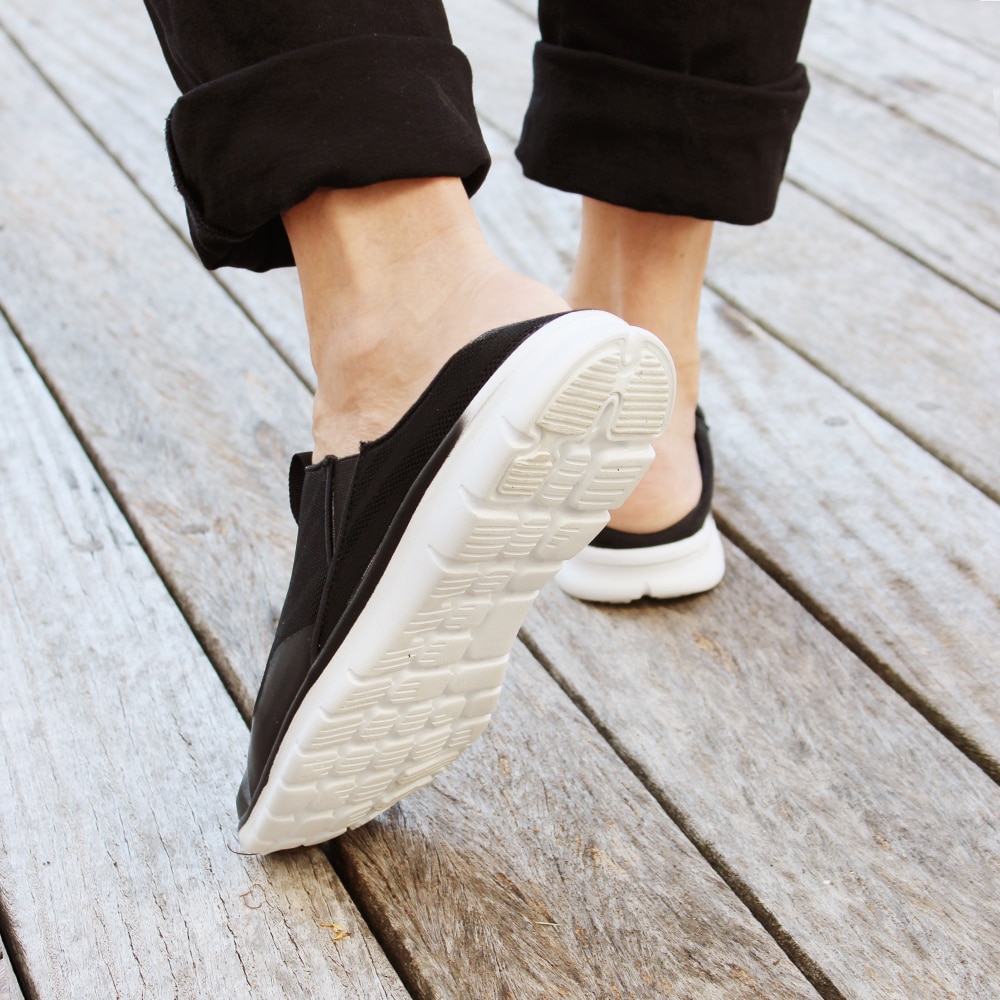 herrtofflor-minfot-easy-step-svart.jpg