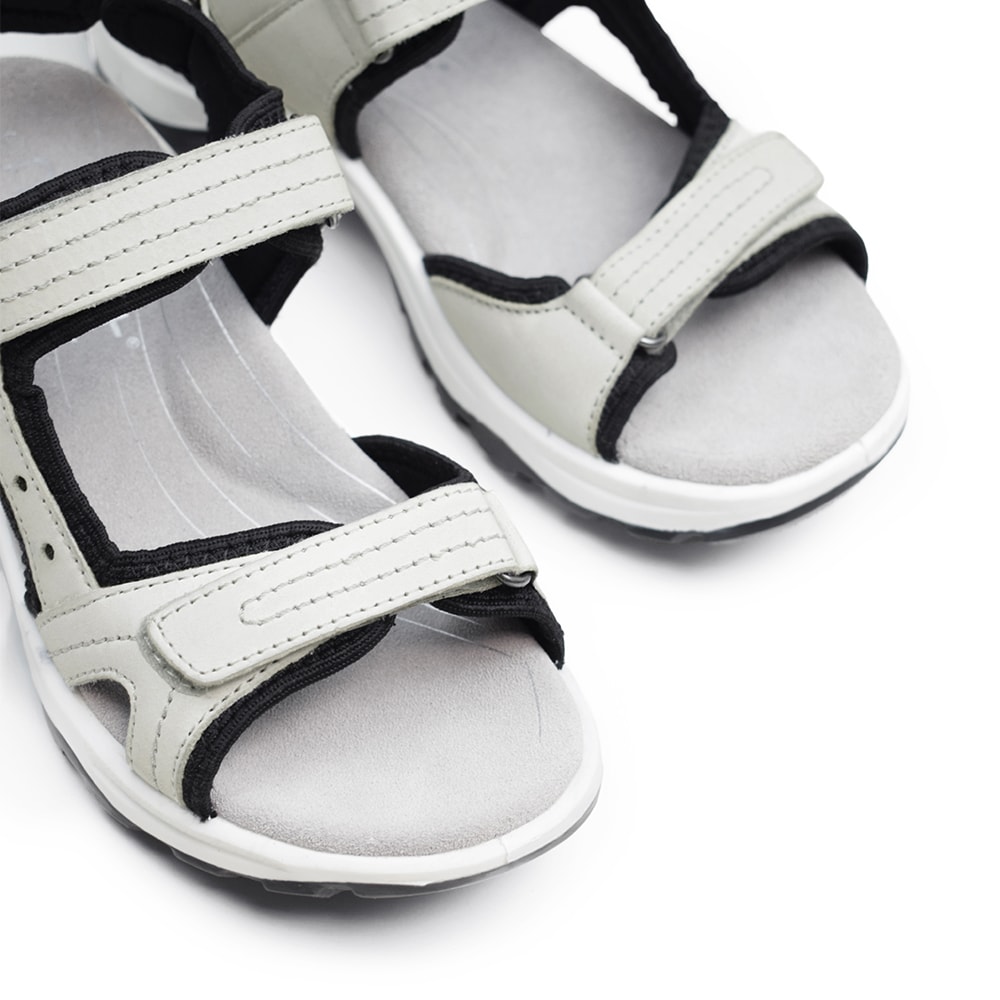 sandal-med-remmar-Minfot-Nubuck-Offwhite-Black-cloud.jpg