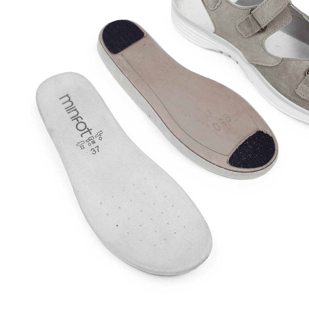 sandaler-med-löstagbar-fotbädd-Minfot-Sunny-Khaki.jpg