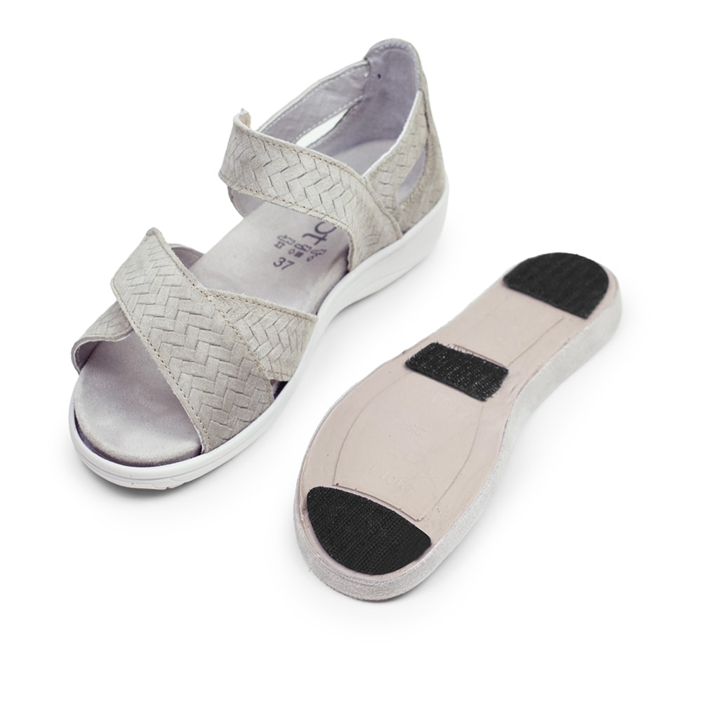 sandaler-med-löstagbar-fotbädd-Minfot-Wally-Beige.jpg