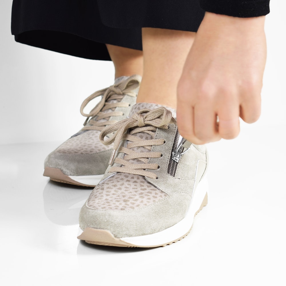 skor-med-stretch-Minfot-Skiffer-Stretch-Beige.jpg