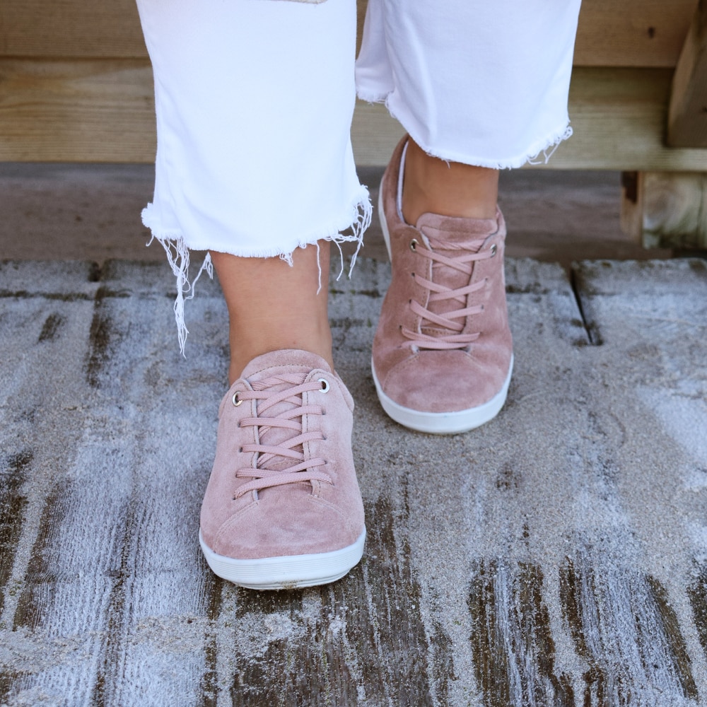 snygga-damsneakers-rosa-mocka-aveny.jpg