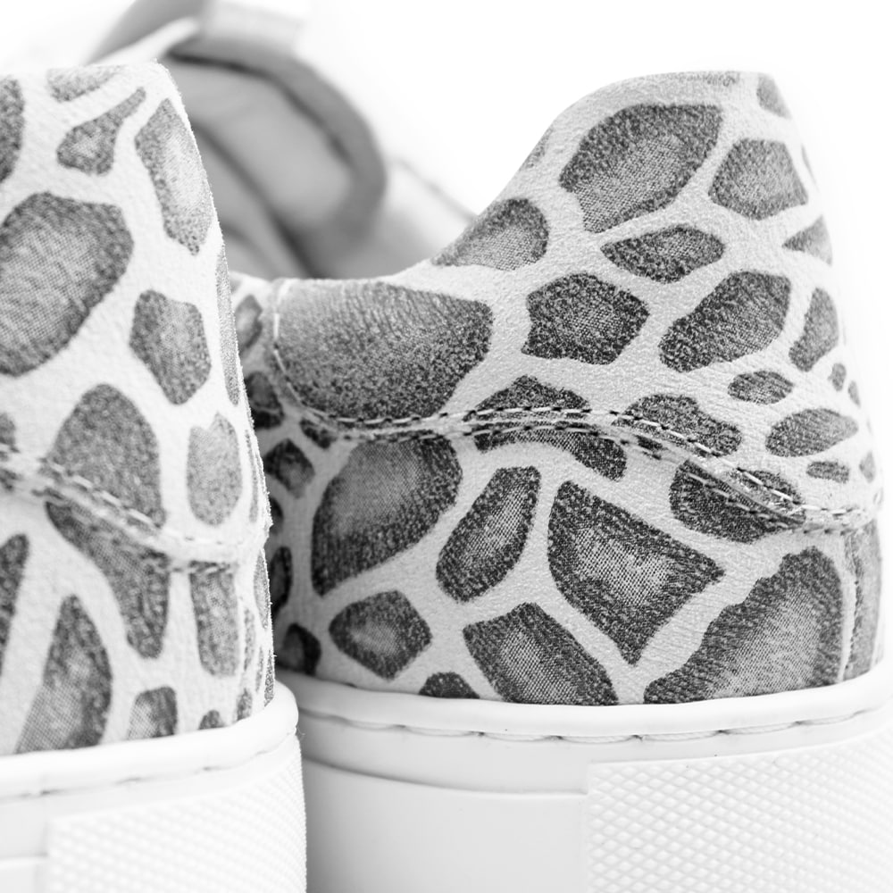 trendiga-citysneakers-minfot-comfort-leopardmönster-vita.jpg